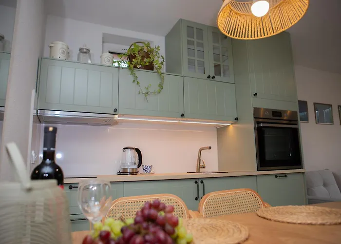 דירה Mieszkanie *